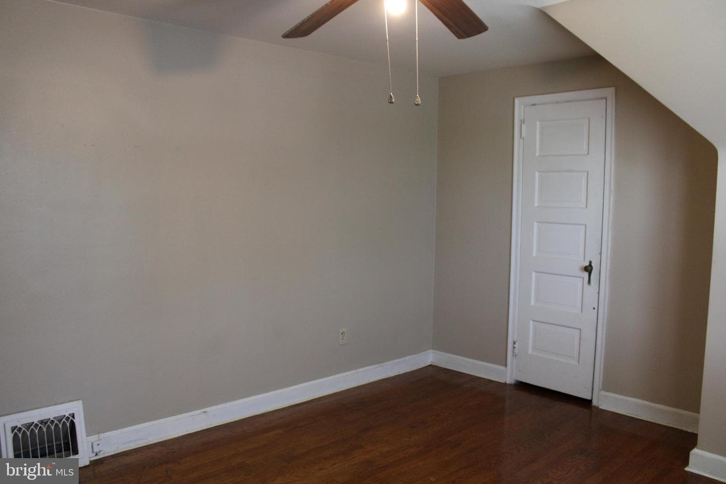 1110 E Jackson Street photo 19