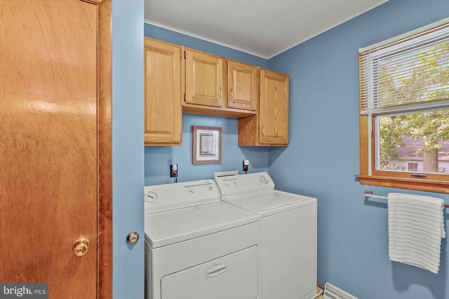 141 Windsor Court photo 22