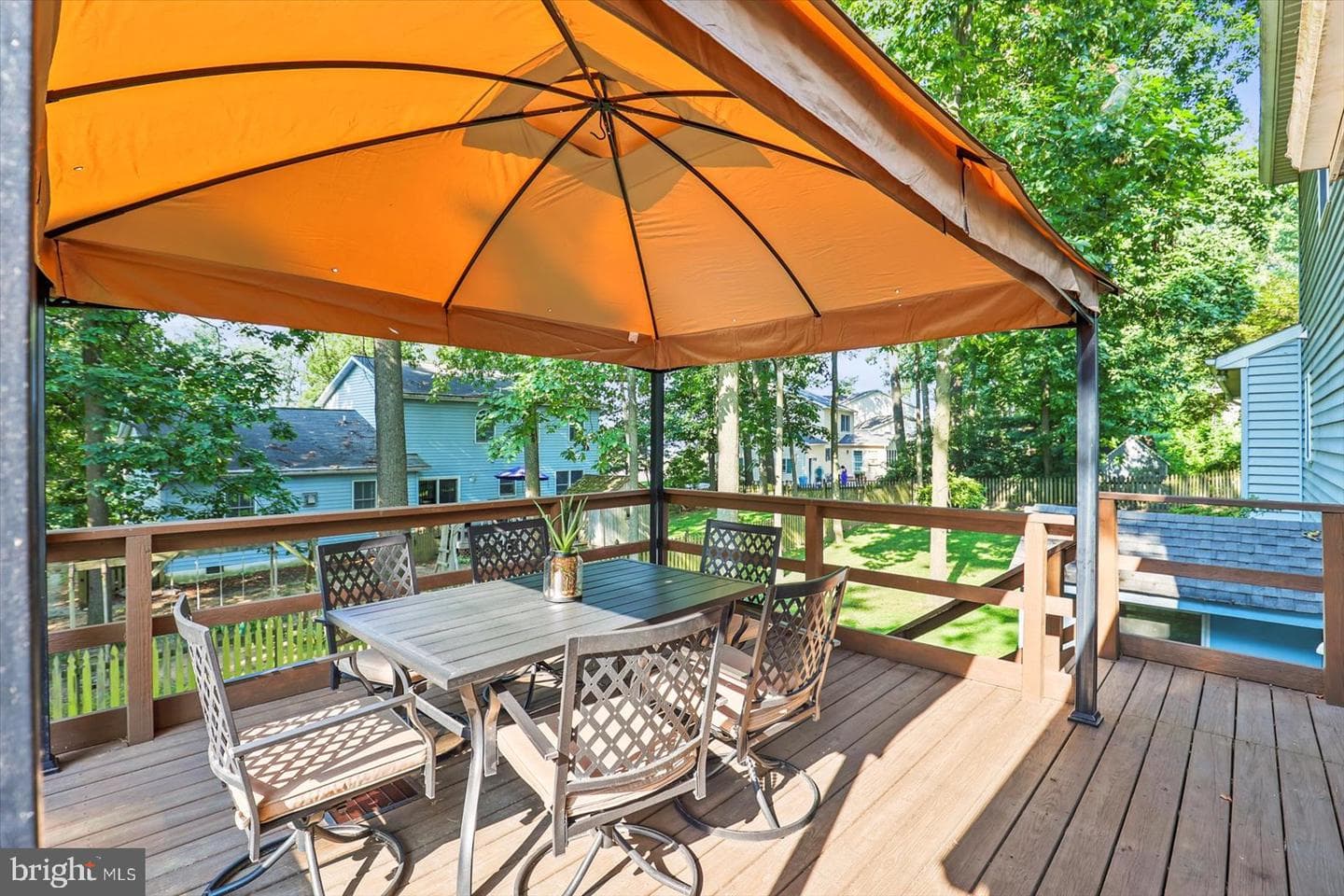 141 Windsor Court photo 38
