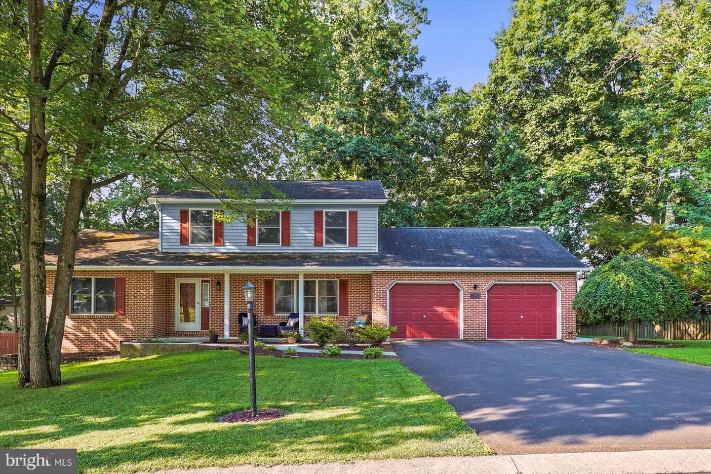 141 Windsor Court photo 4