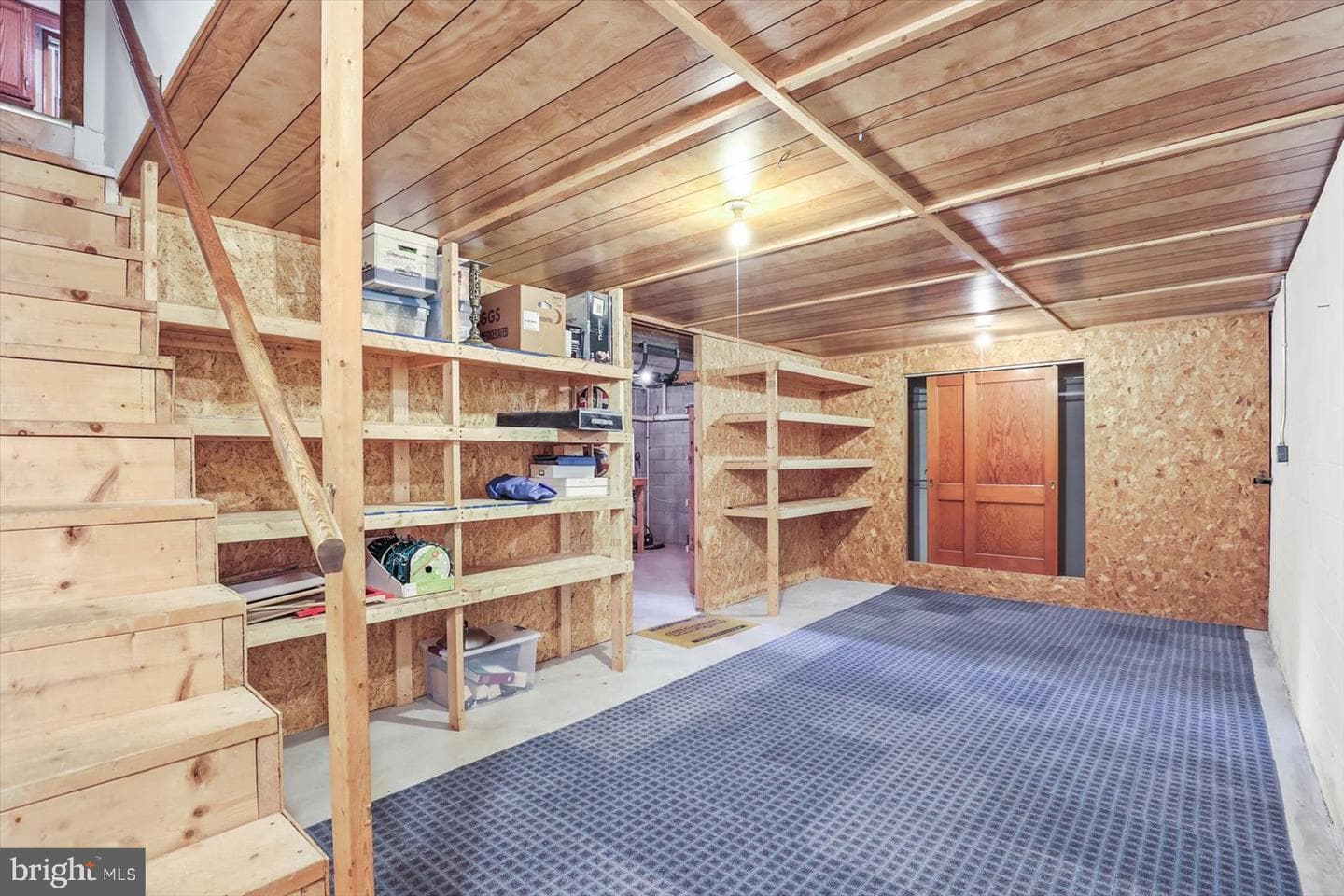141 Windsor Court photo 45