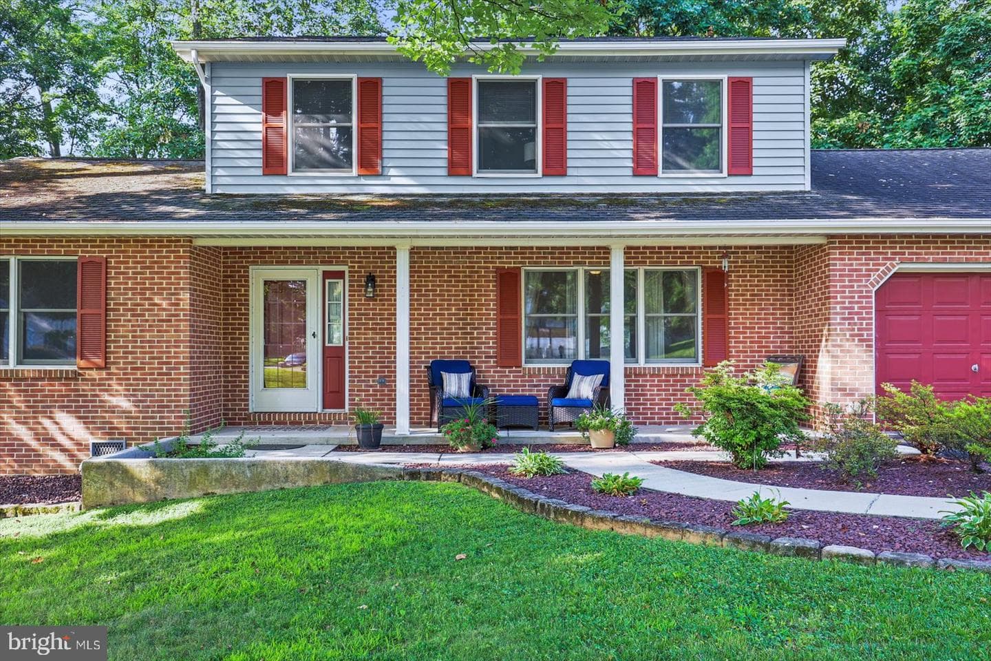 141 Windsor Court photo 5