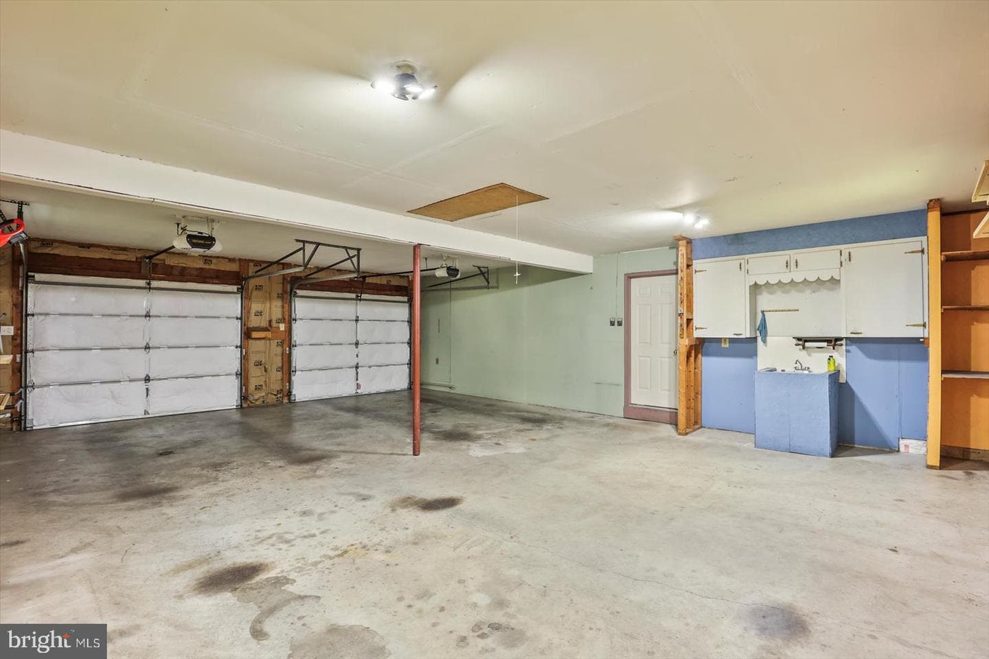 141 Windsor Court photo 51