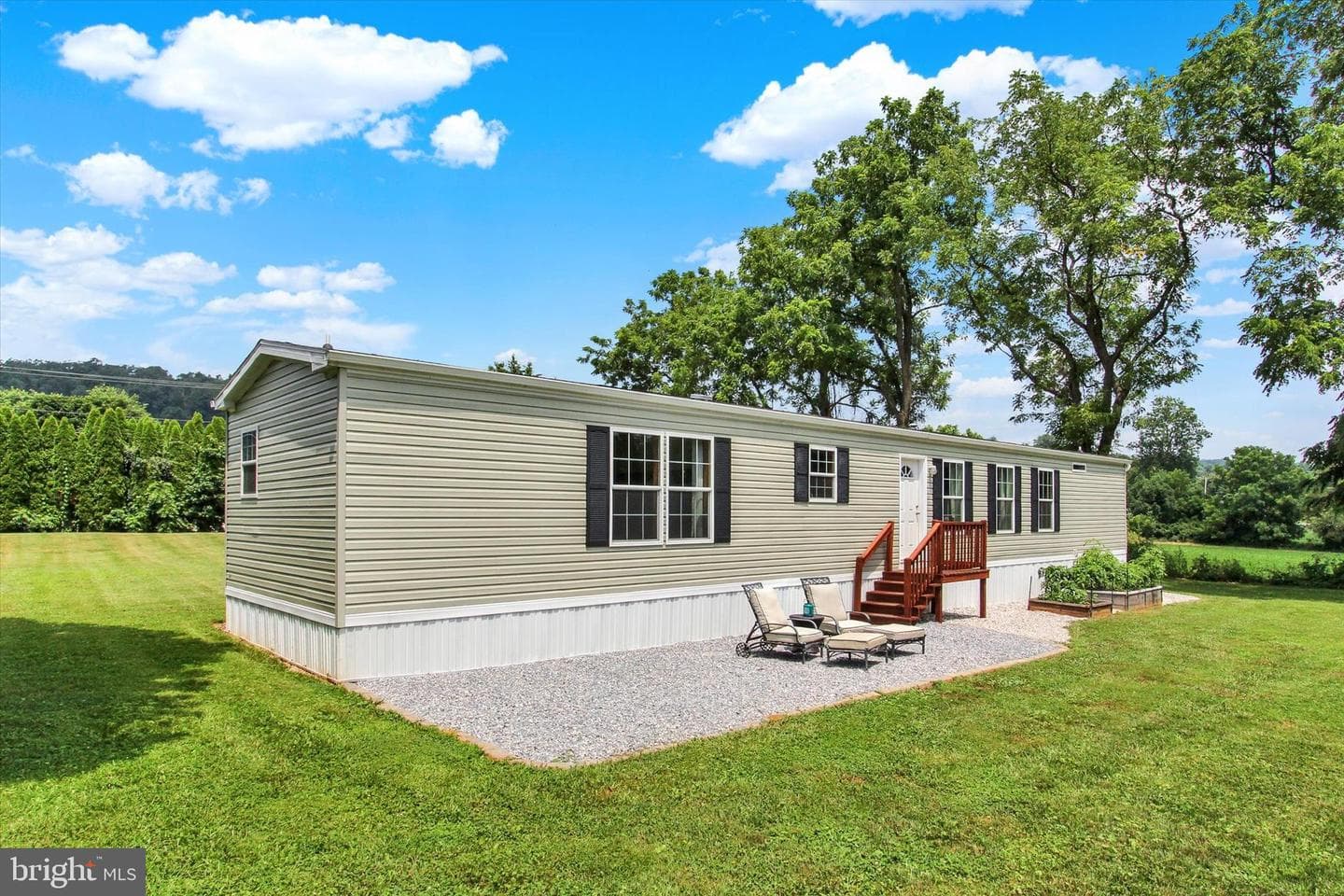 3898 Green Valley Road photo 2
