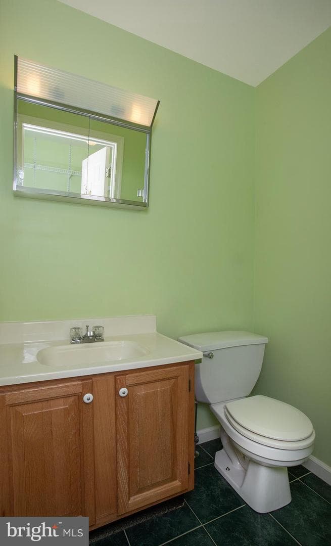 755 Robin Hill Circle photo 41