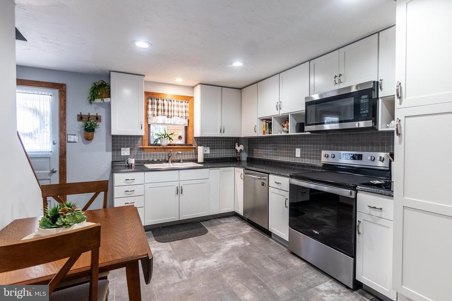525 Locust Street photo 11