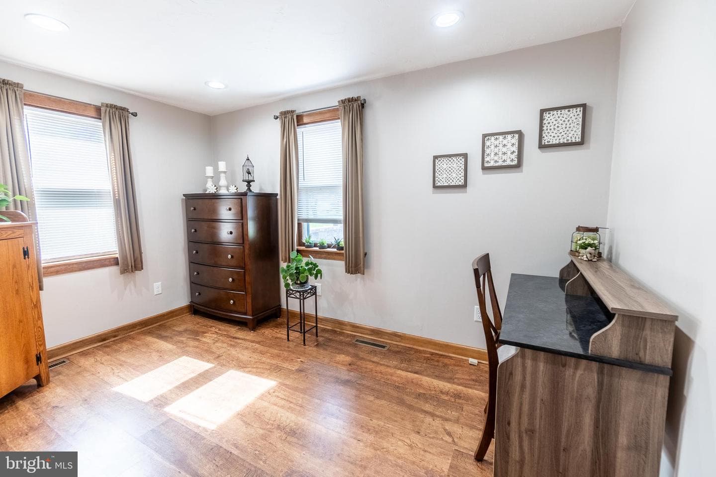 525 Locust Street photo 15