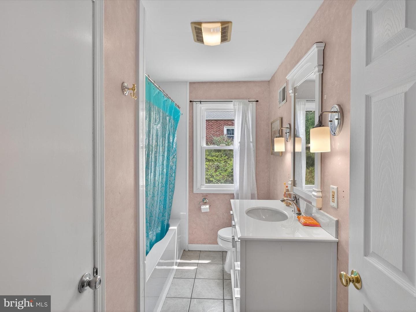 1345 Hill Street photo 17