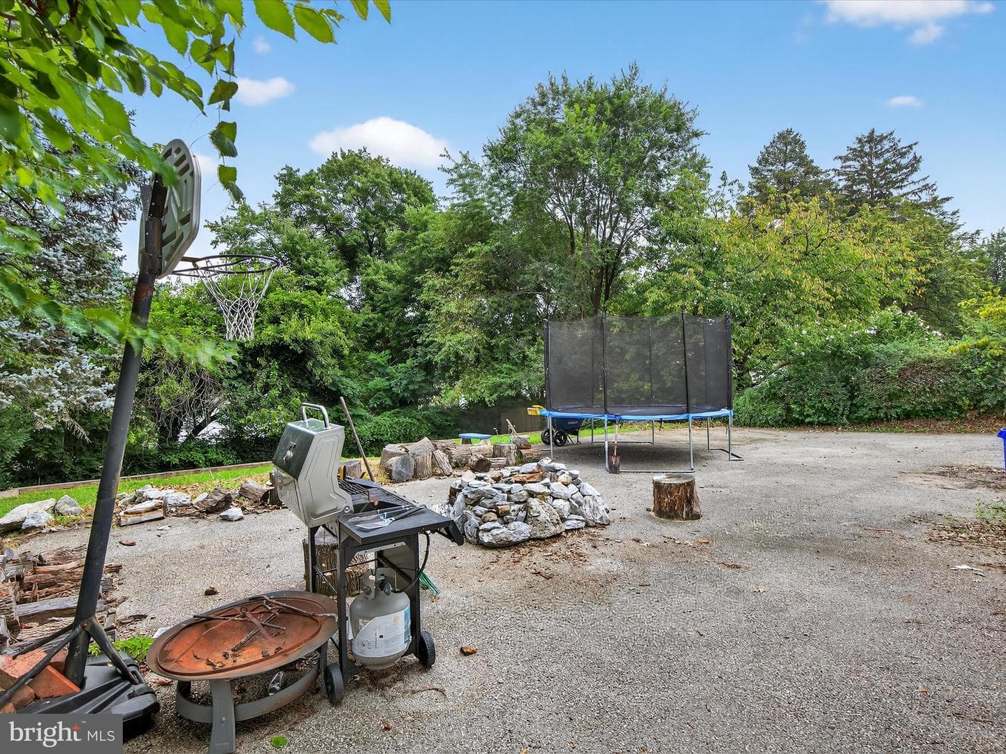 1345 Hill Street photo 22