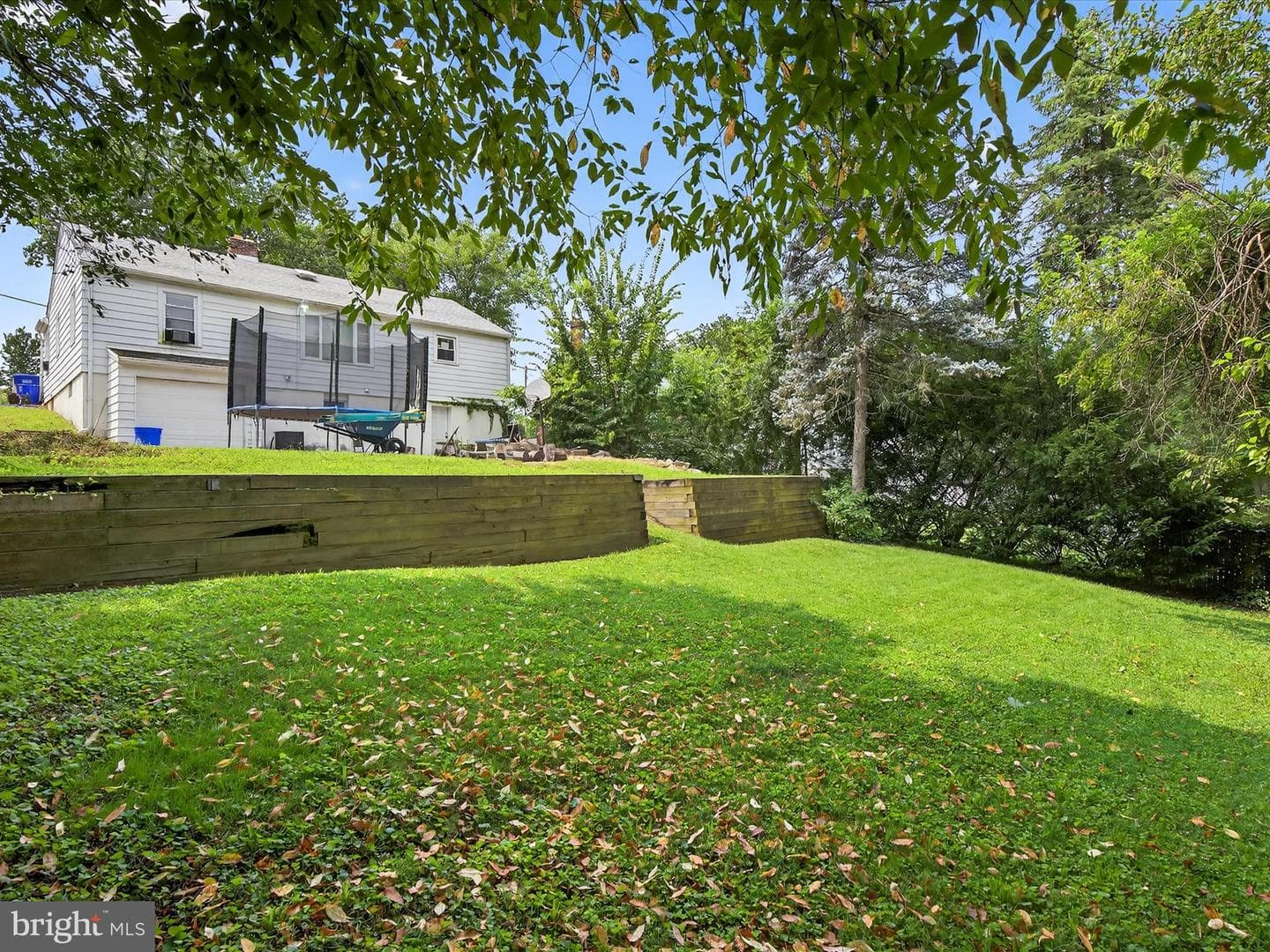 1345 Hill Street photo 24