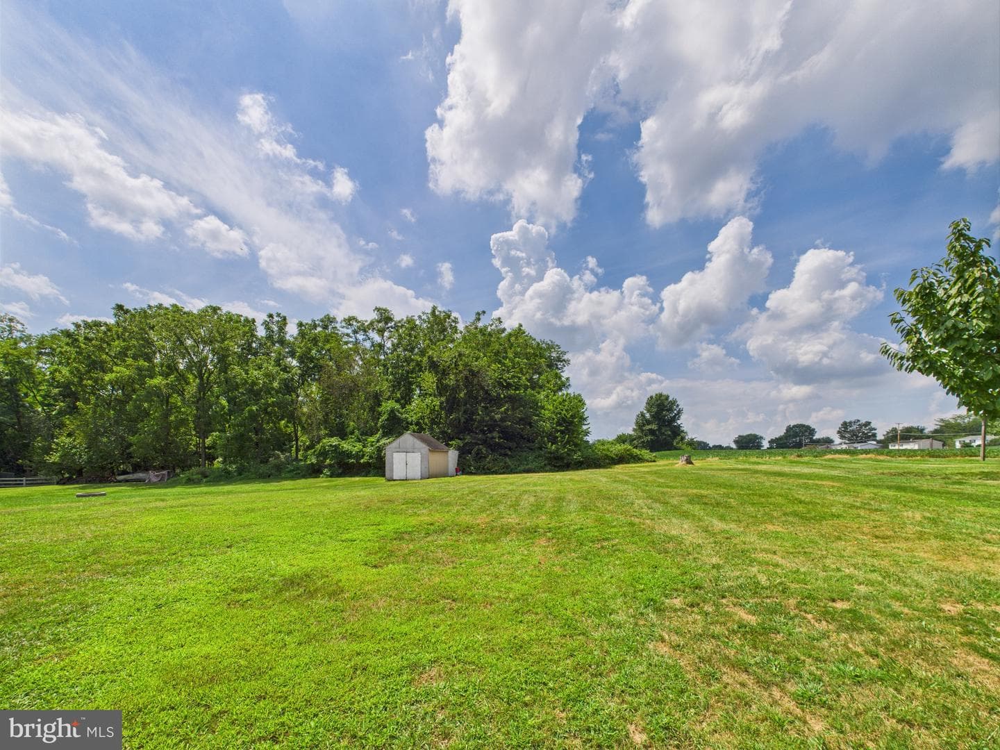 2850 Mayfield Drive photo 34
