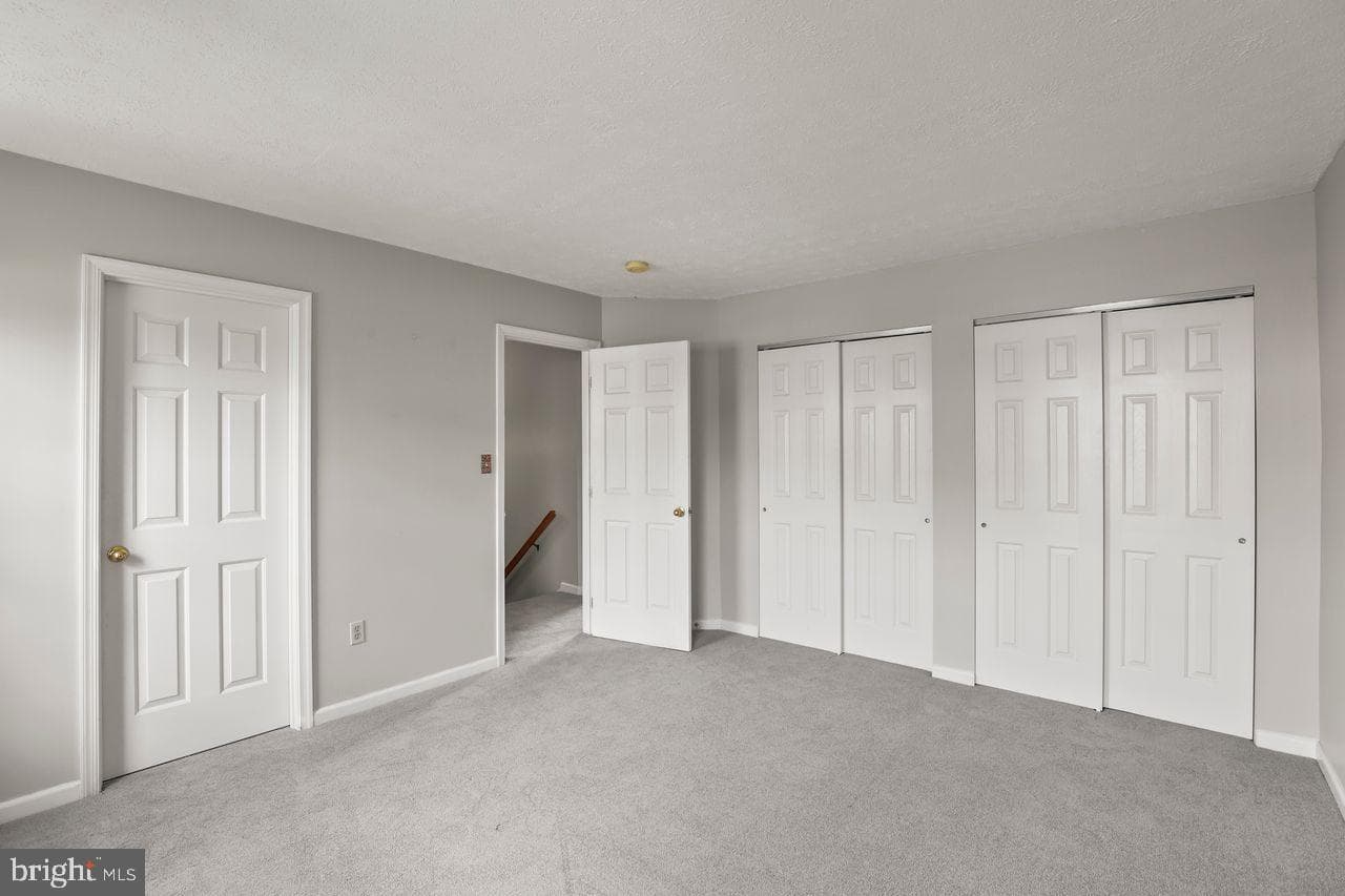 211 Country Ridge Drive photo 19