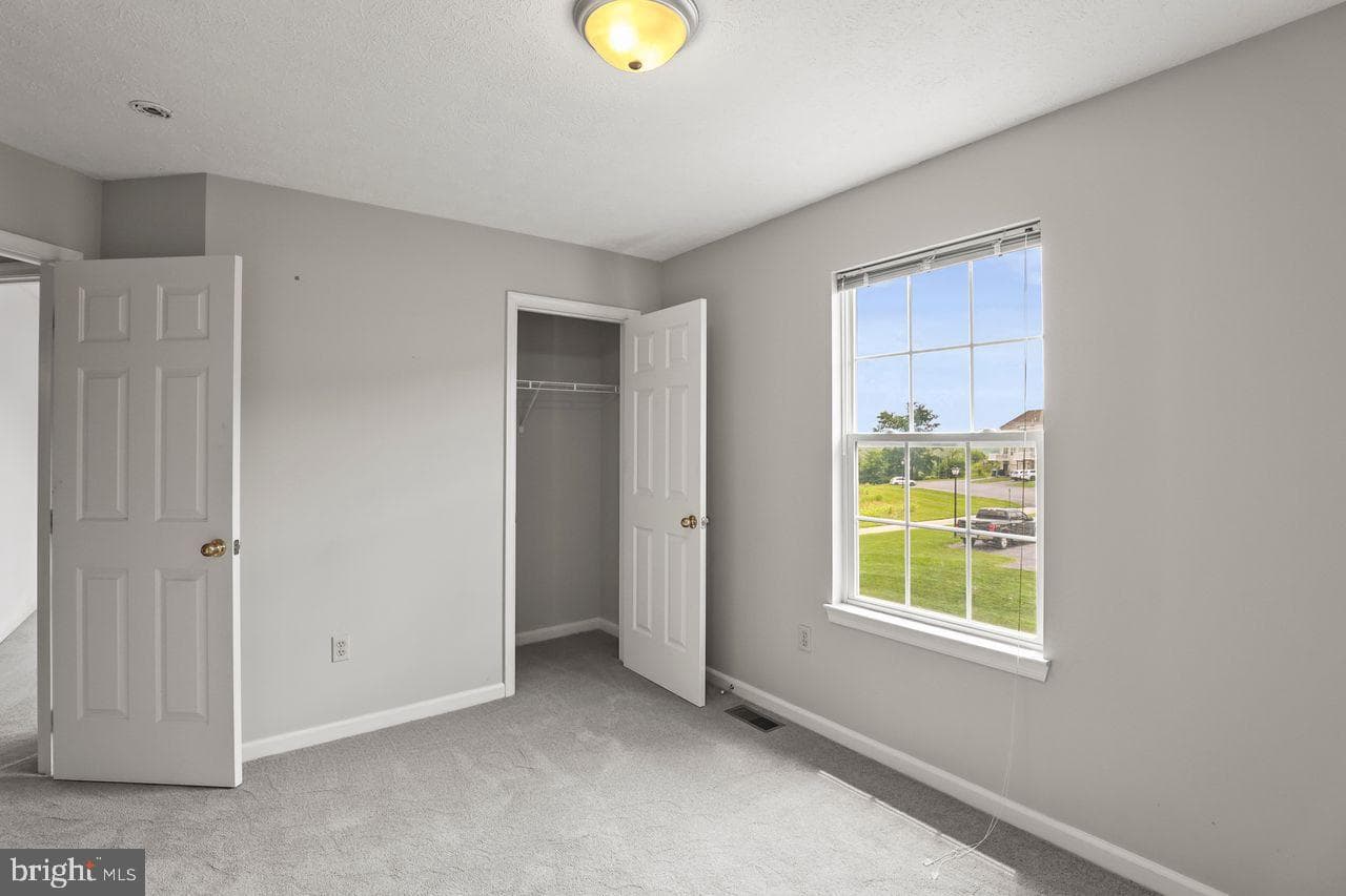 211 Country Ridge Drive photo 21
