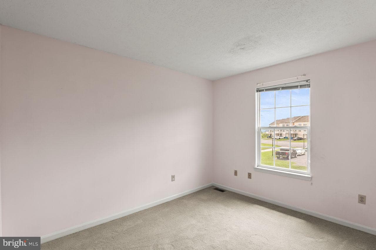 211 Country Ridge Drive photo 22