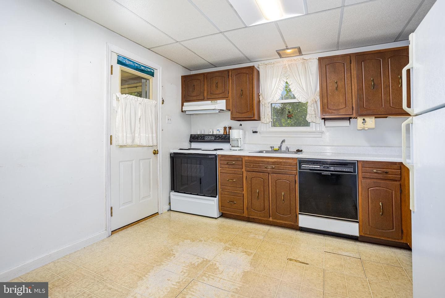 1469 Arbor Lane photo 11