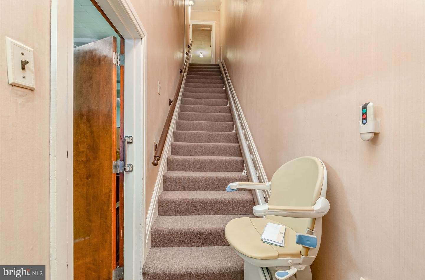 119 N George Street photo 23