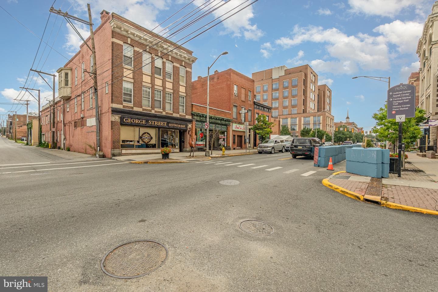 119 N George Street photo 3