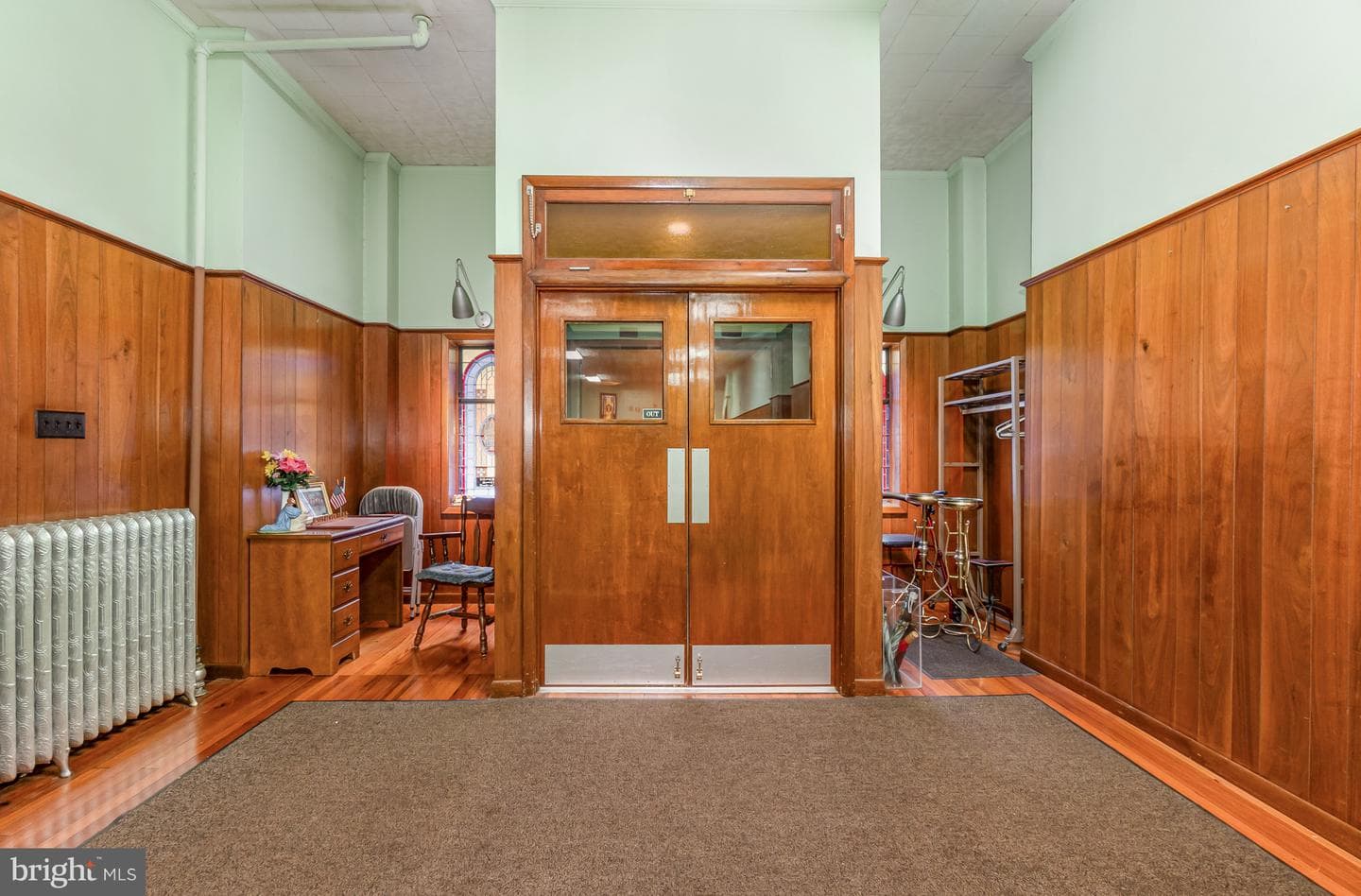 119 N George Street photo 6