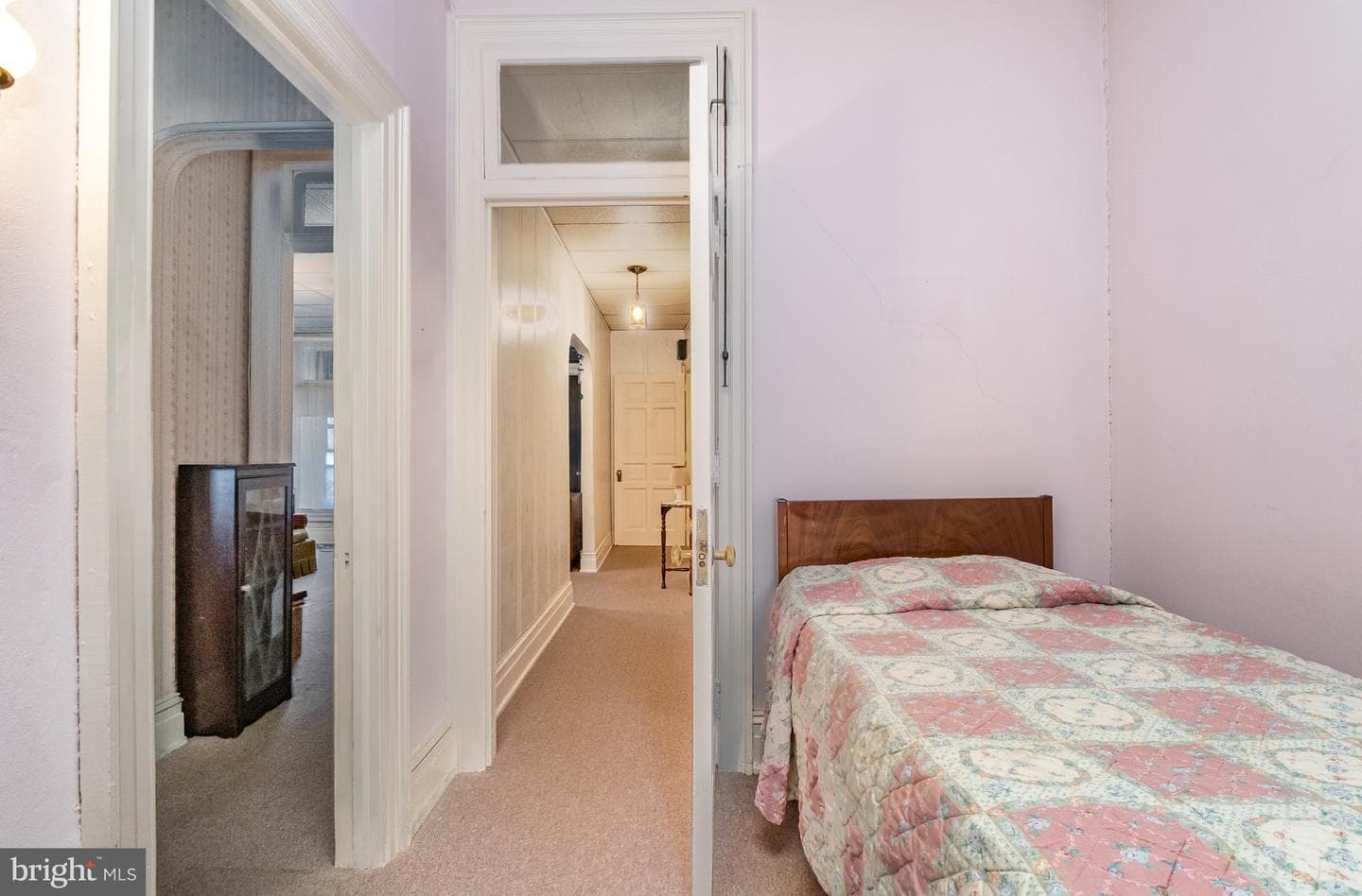 119 N George Street photo 61