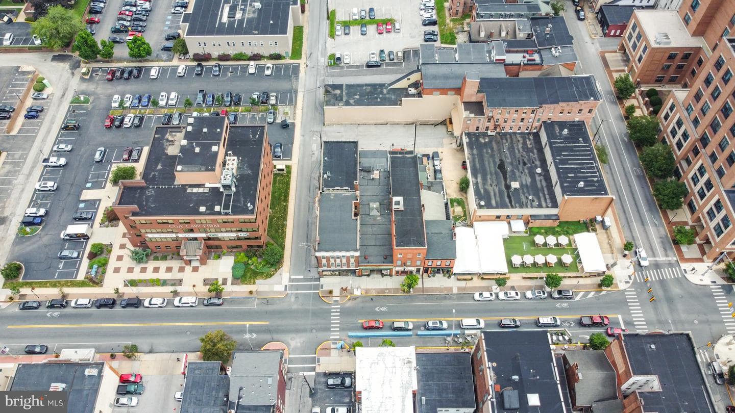 119 N George Street photo 80