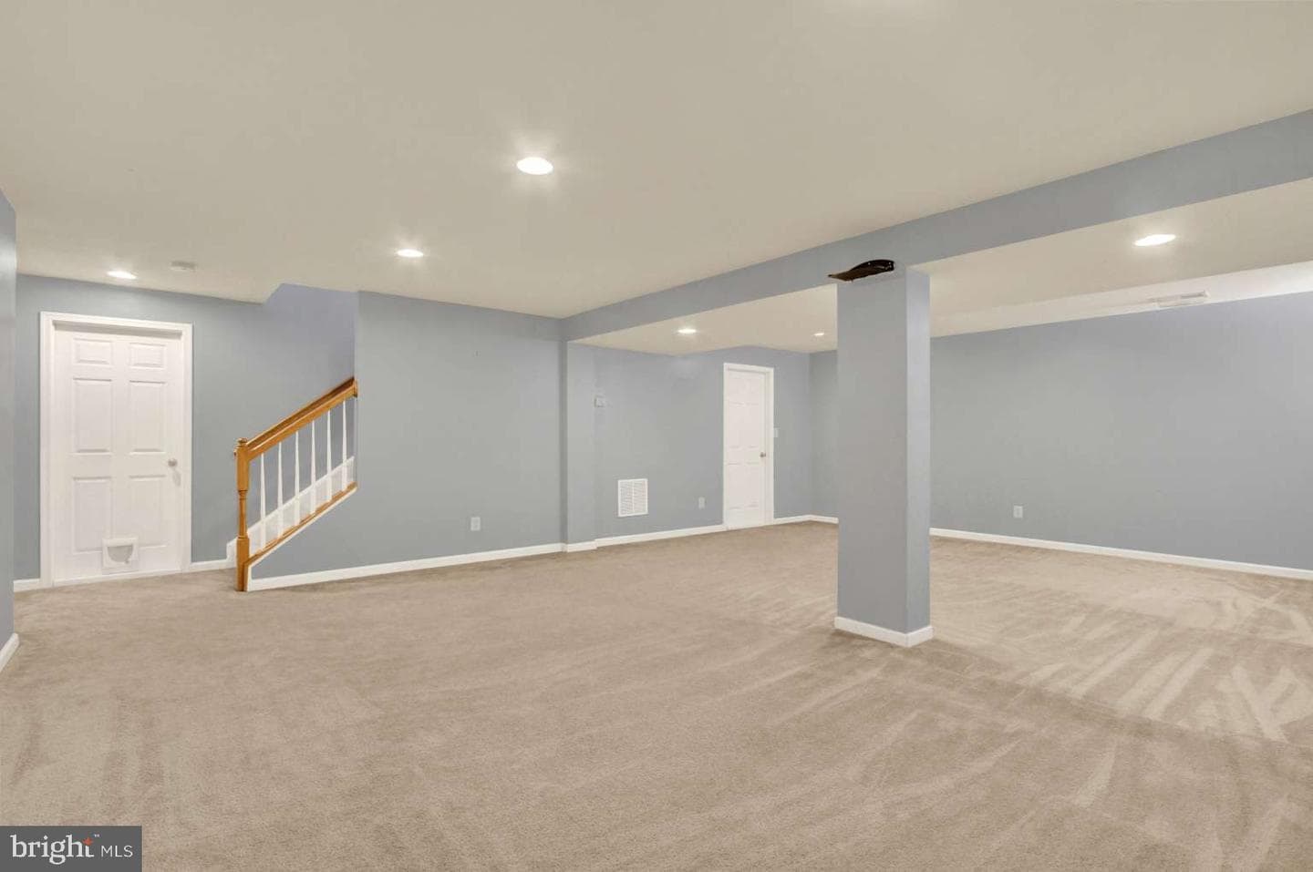 2040 Waterfall Drive photo 18