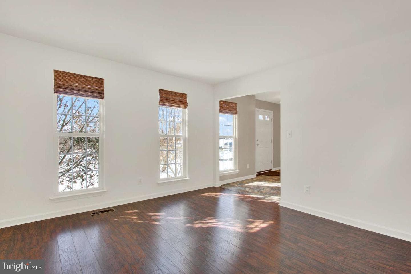 2040 Waterfall Drive photo 9