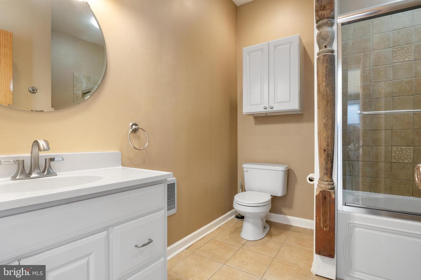 1211 N George Street photo 18