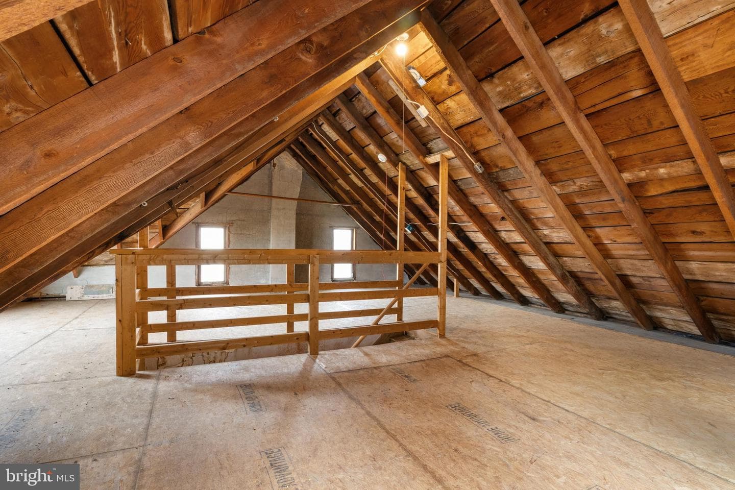 1211 N George Street photo 23