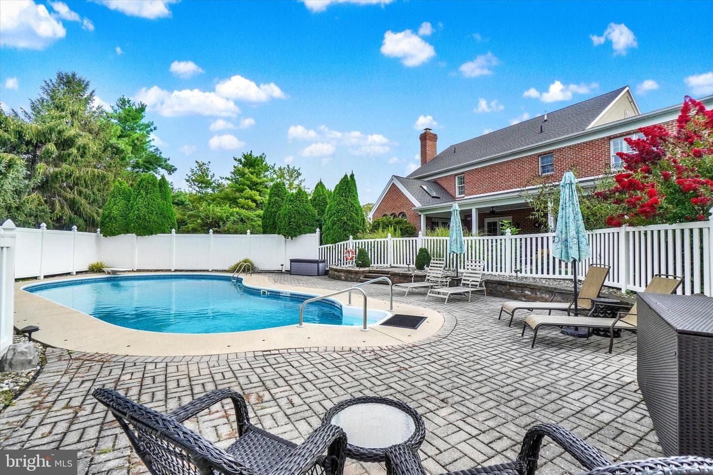 2010 Rosemill Court photo 50