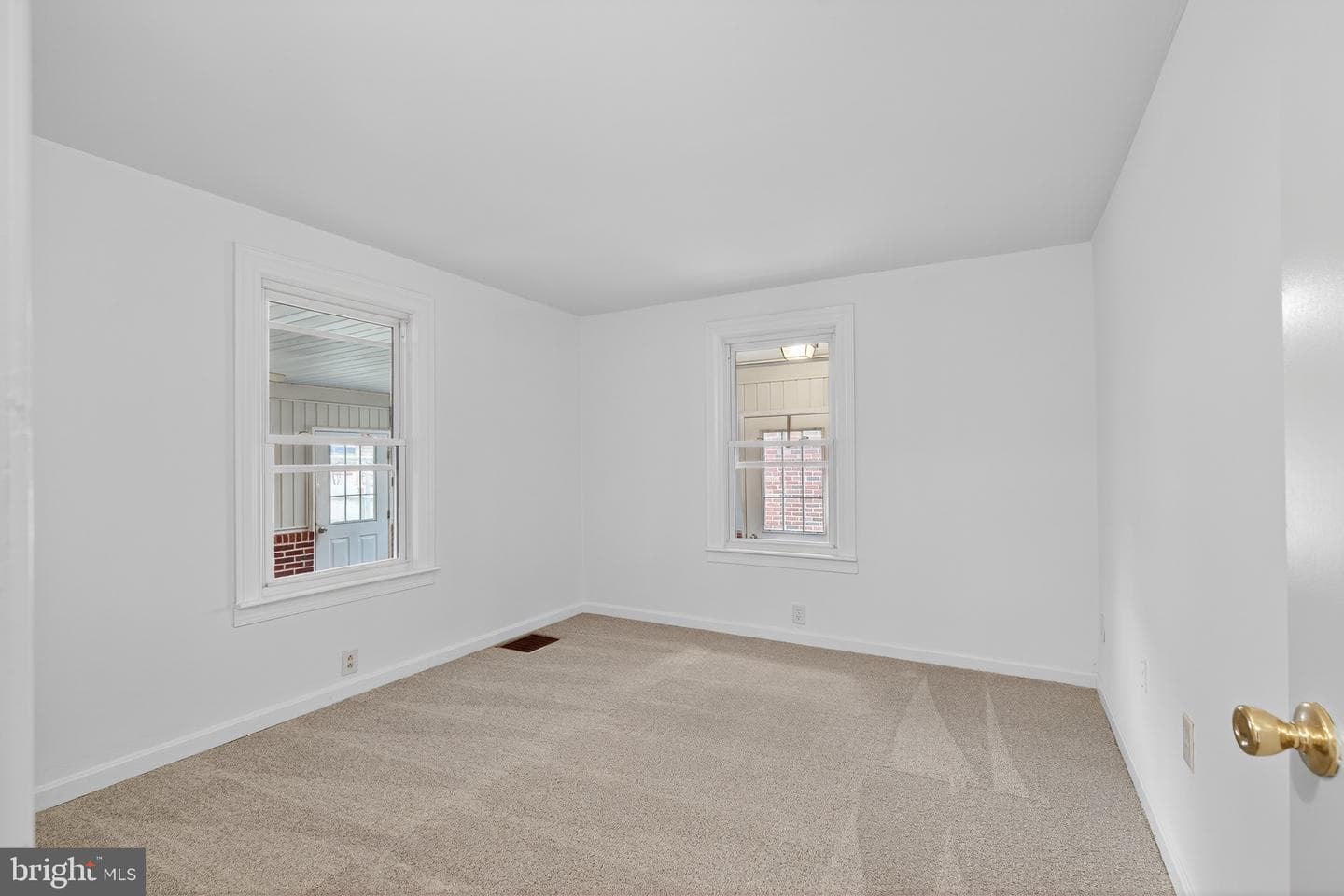 125 S 6th Street photo 16