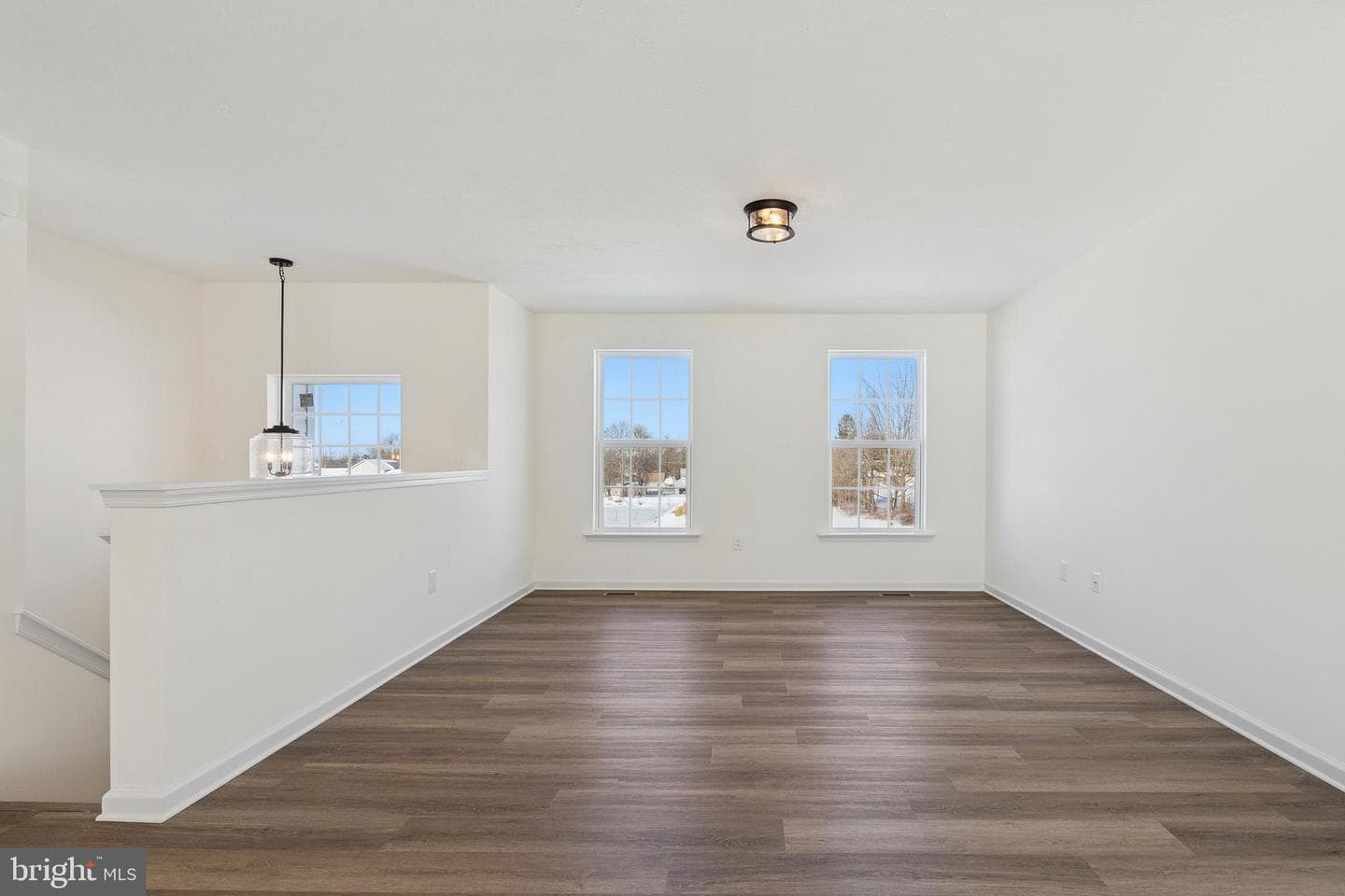 1280 Maple Lane #10 photo 5