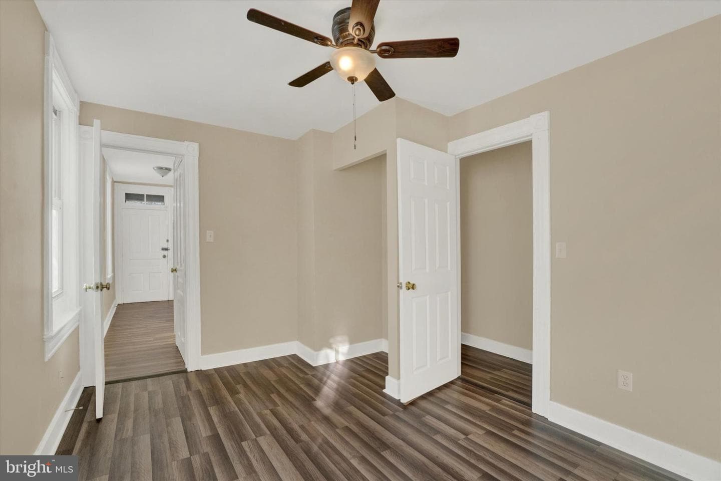 1420 W Market Street photo 17