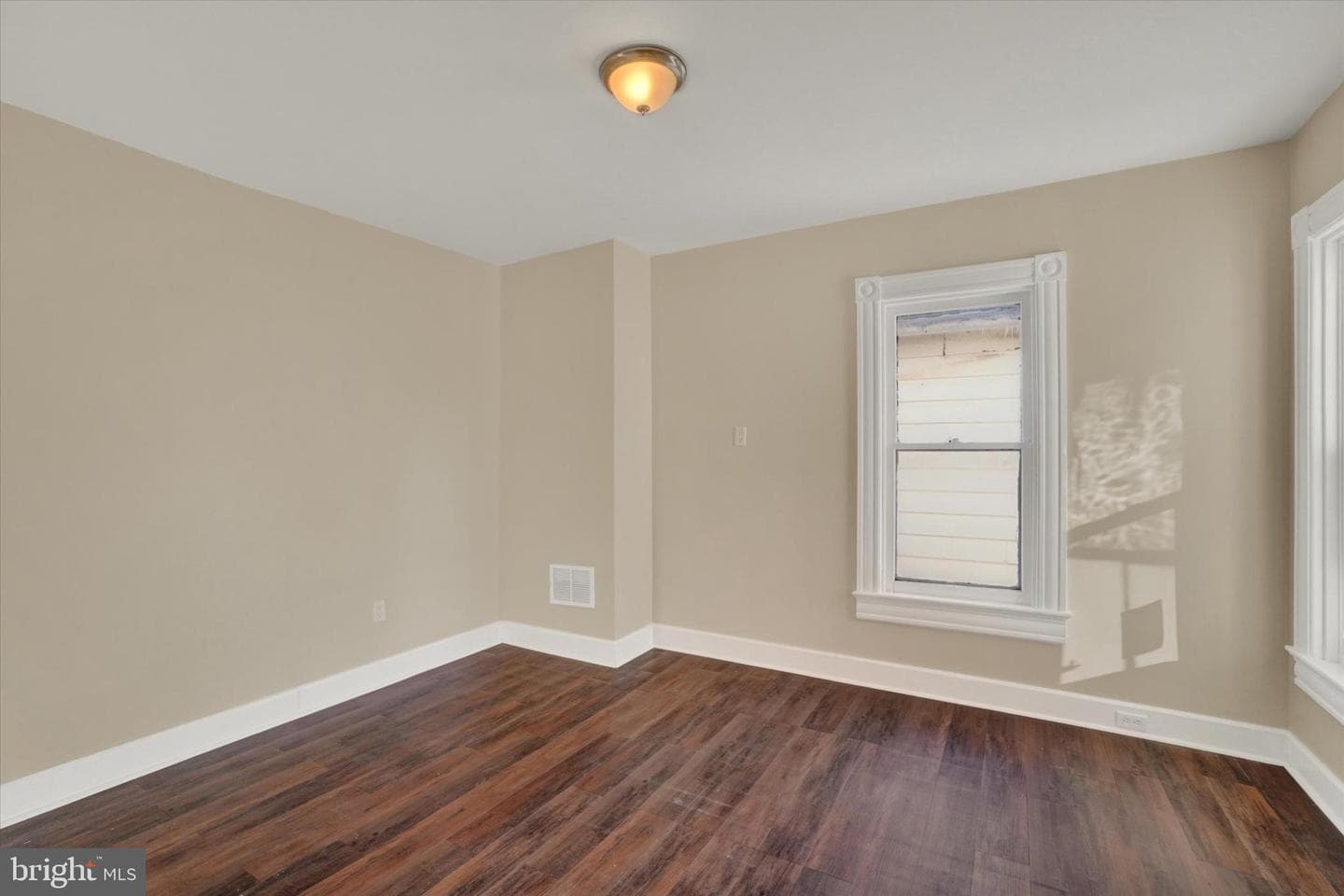 1420 W Market Street photo 18