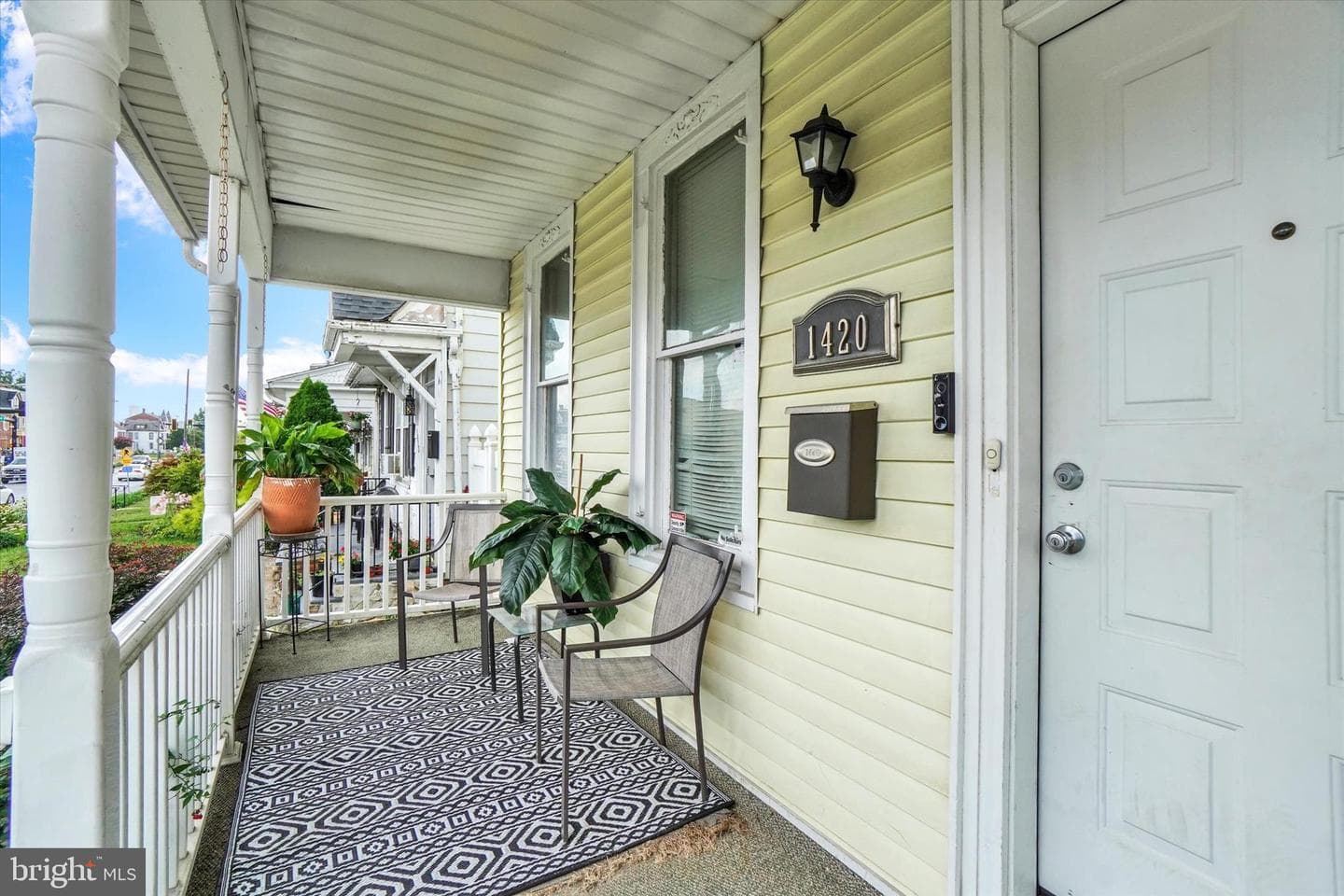 1420 W Market Street photo 2