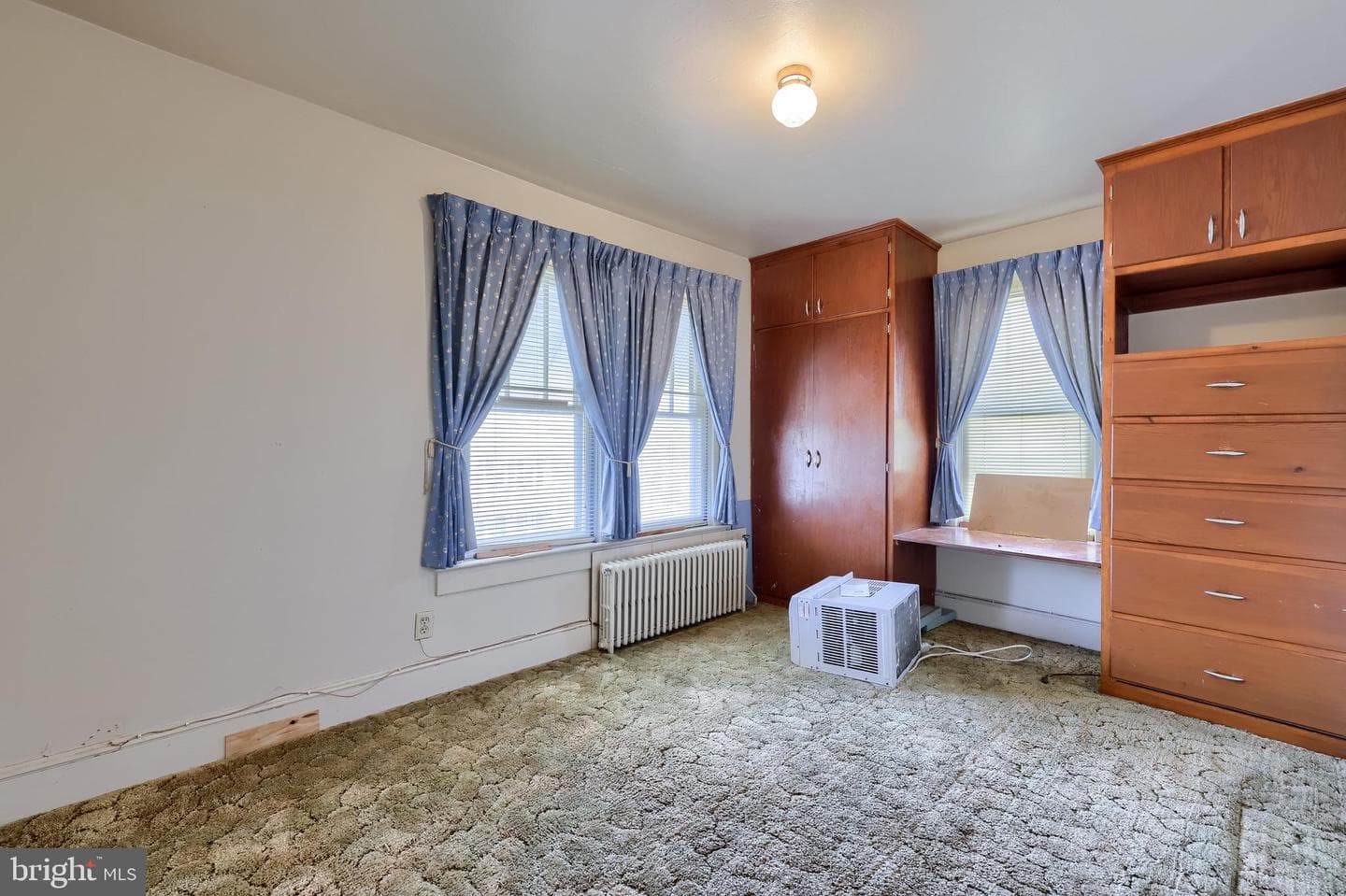253 S Walnut Street photo 13