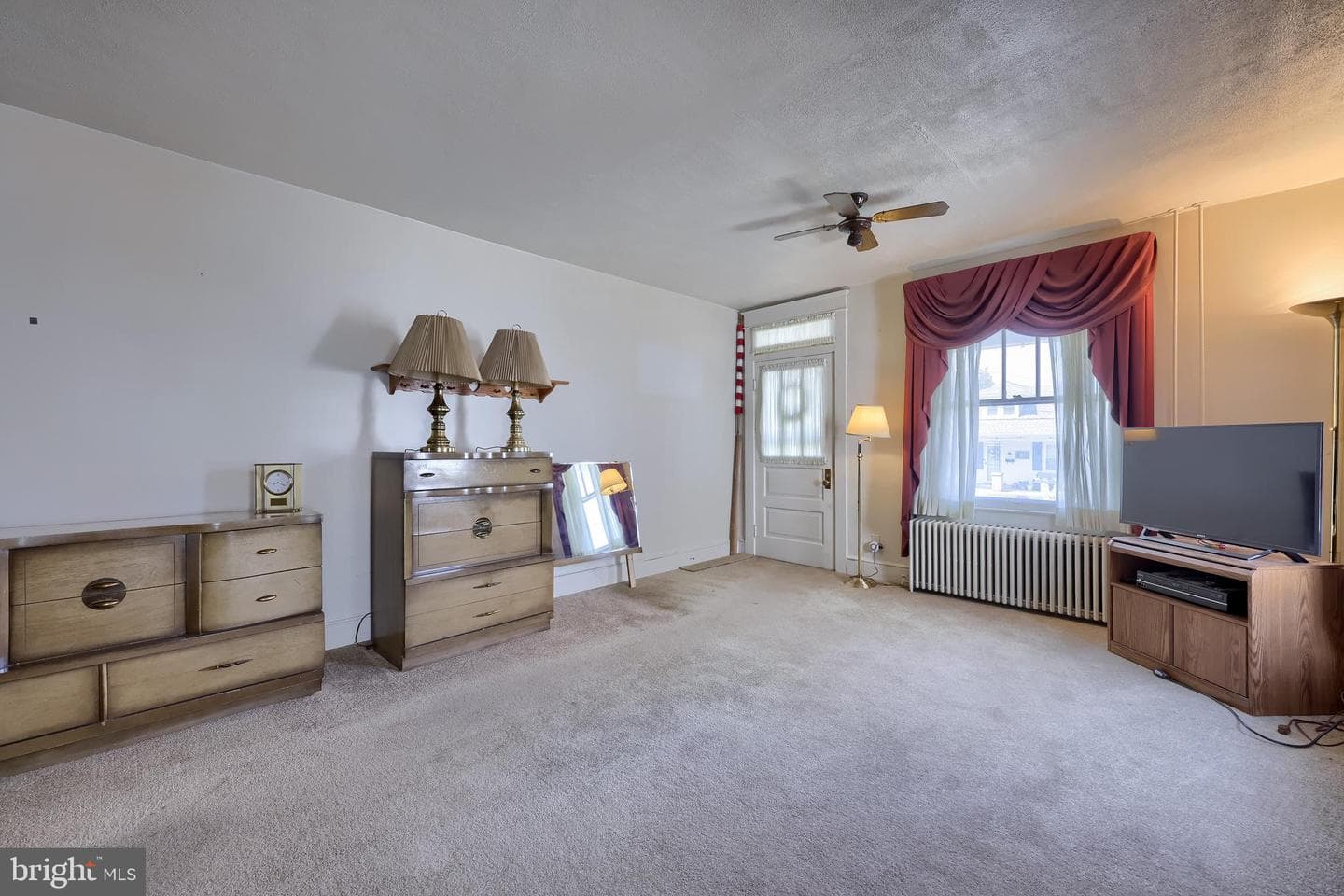 253 S Walnut Street photo 9