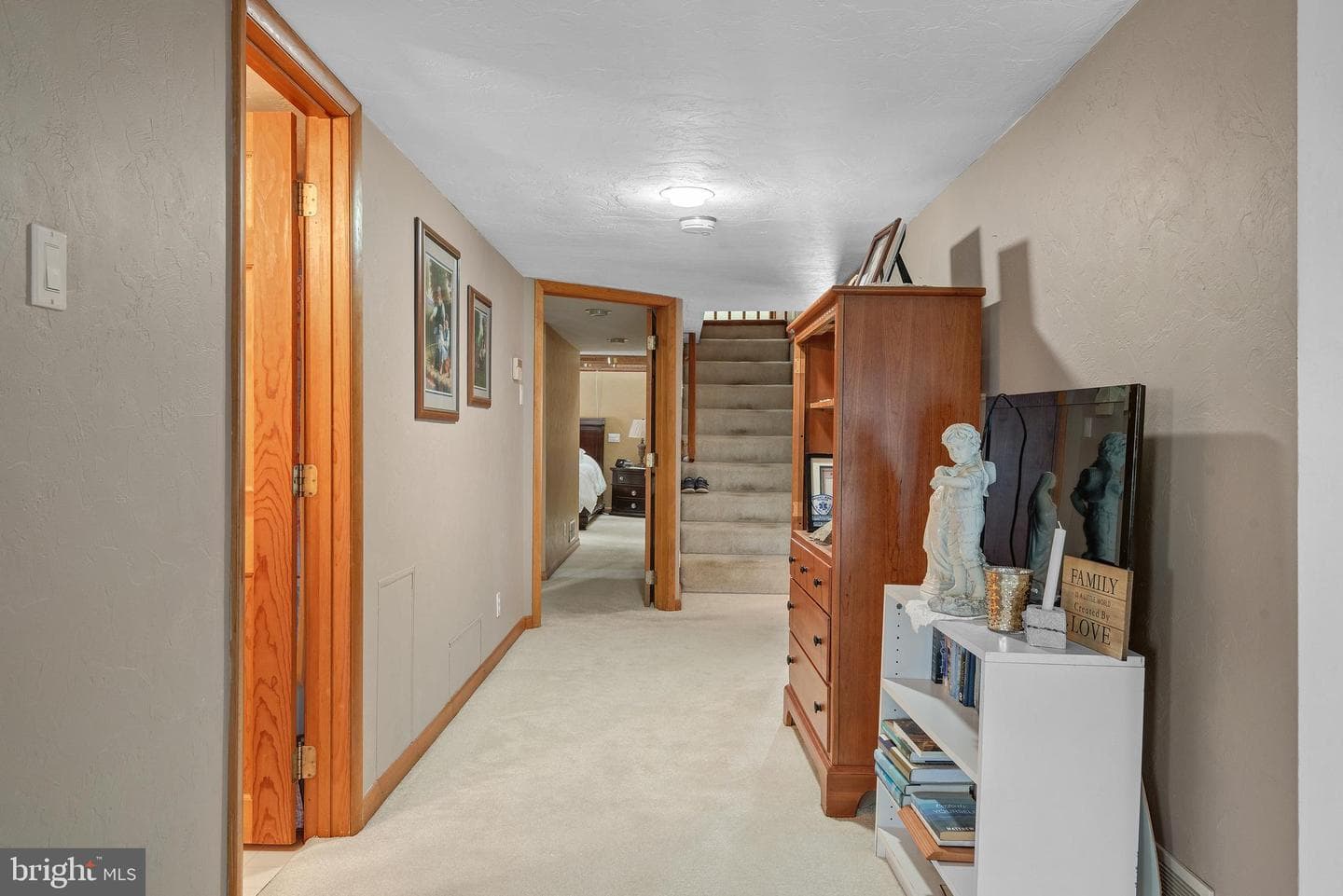80 W Market photo 34
