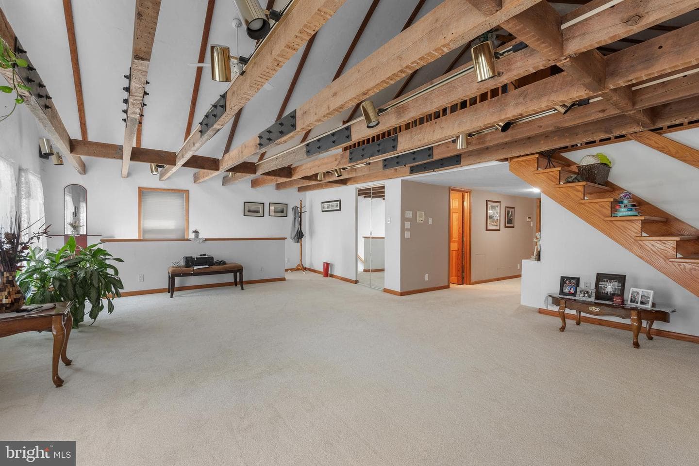 80 W Market photo 38