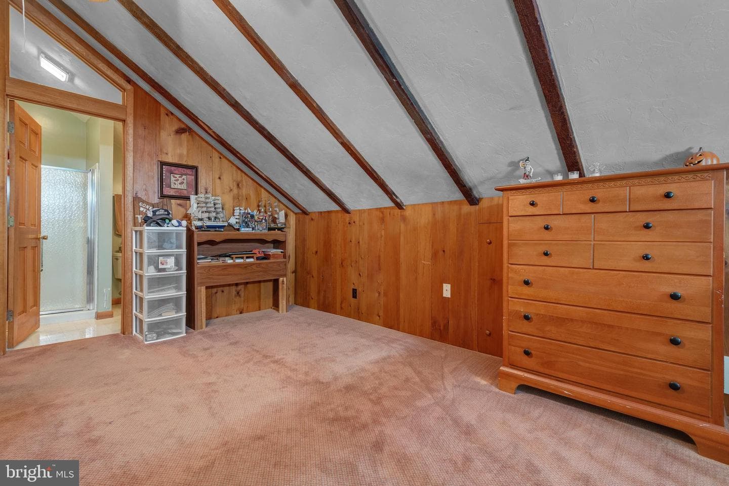 80 W Market photo 50