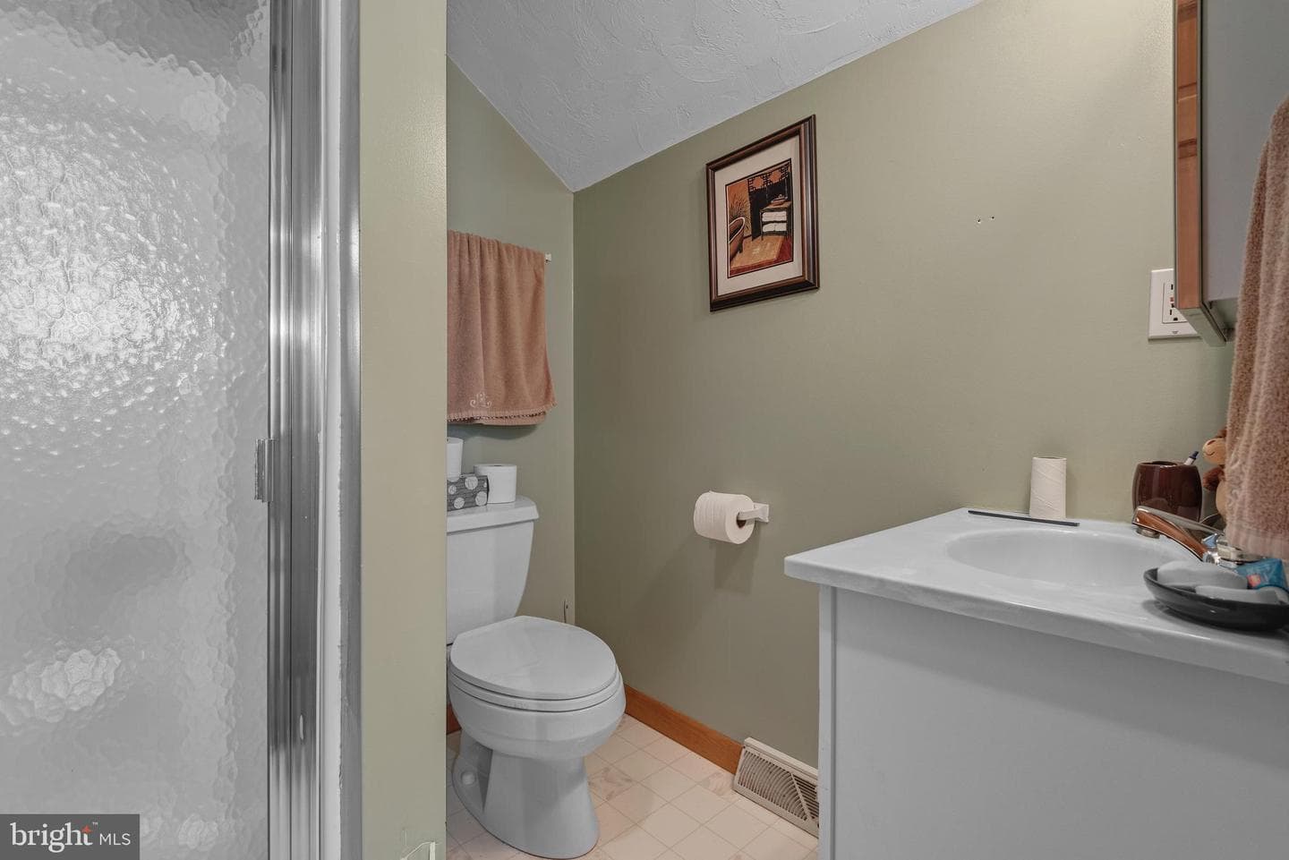 80 W Market photo 54