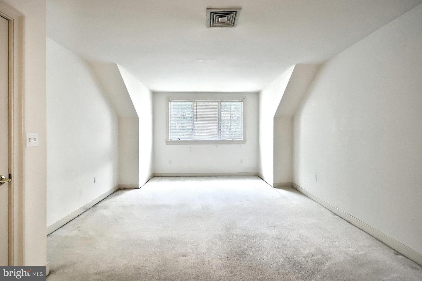2064 Rosewood Lane photo 31
