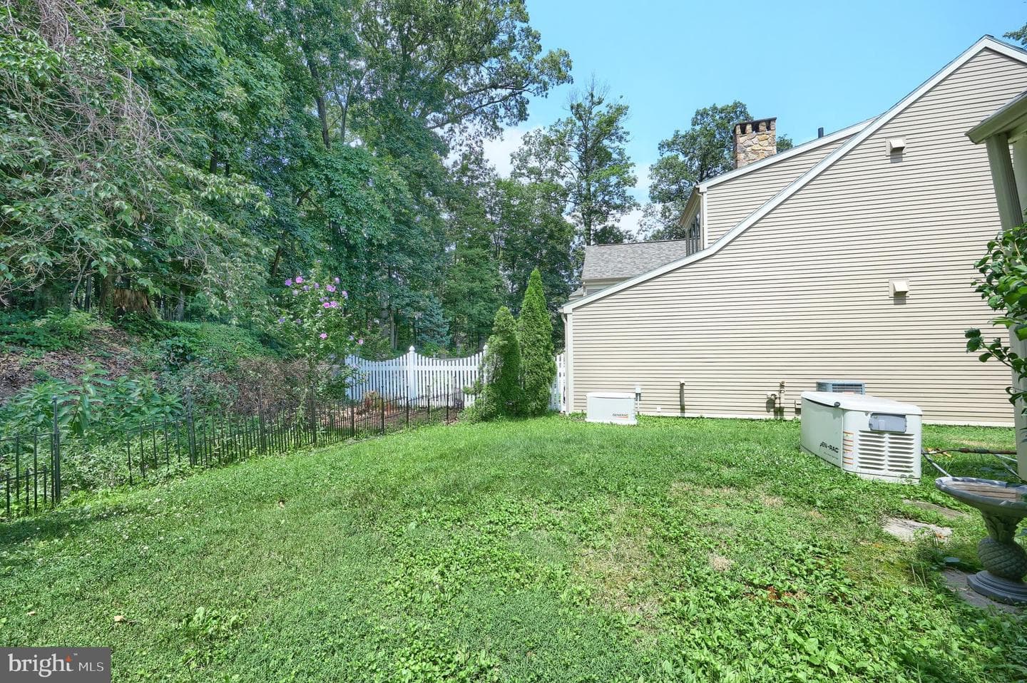 2064 Rosewood Lane photo 39