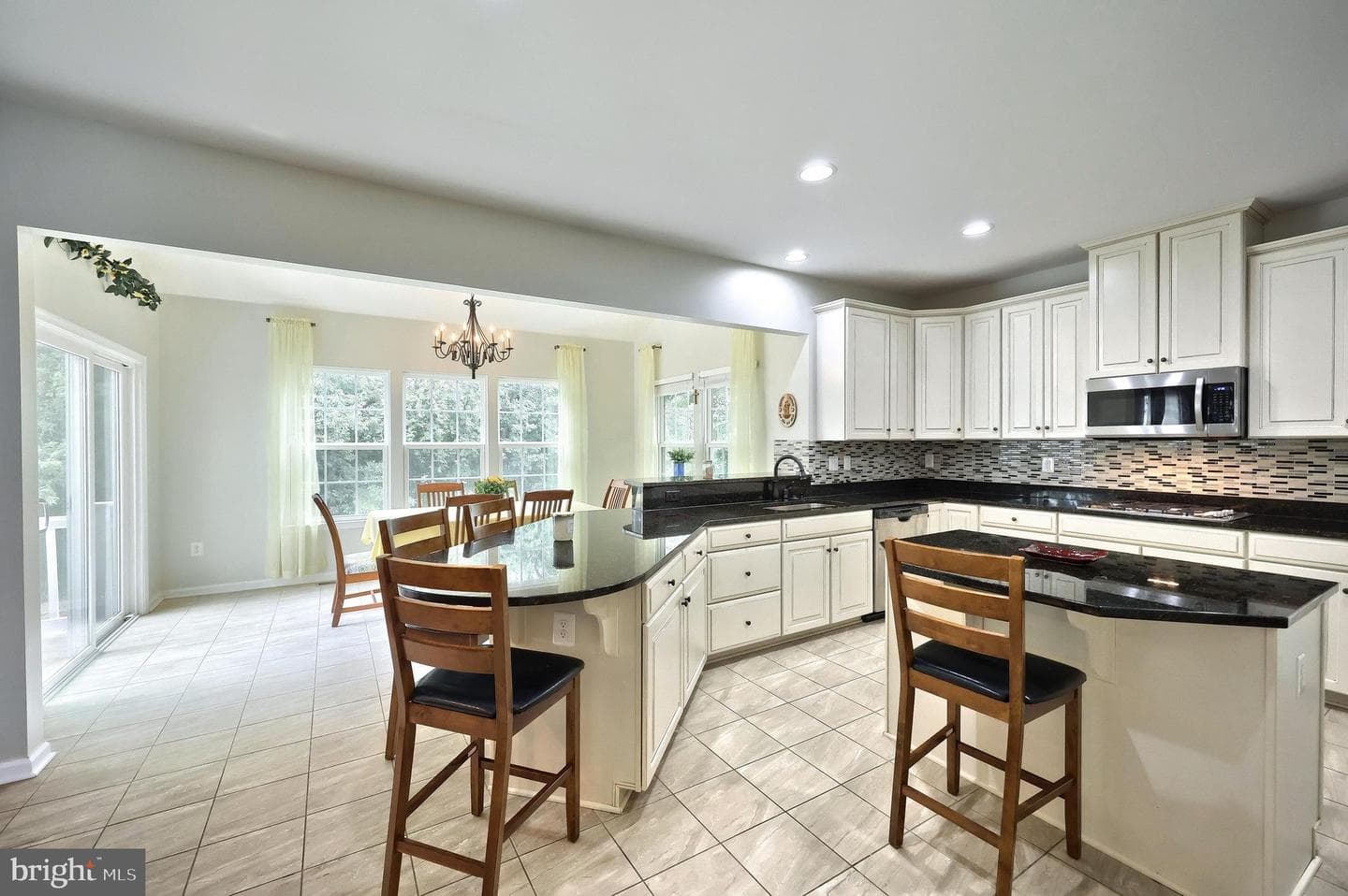 4261 Grandview Road photo 25