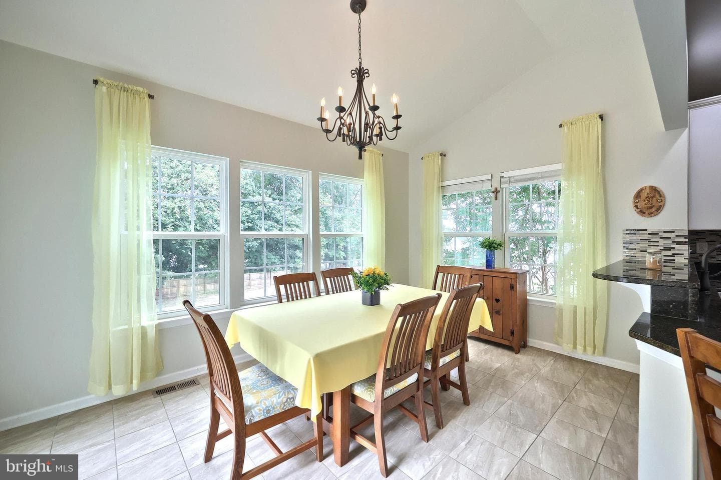 4261 Grandview Road photo 28