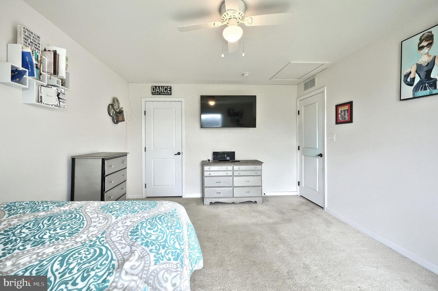 4261 Grandview Road photo 42