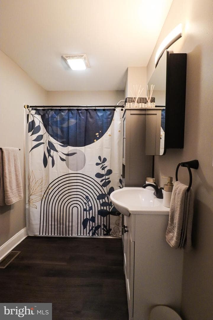 2219 Sunset Lane photo 18