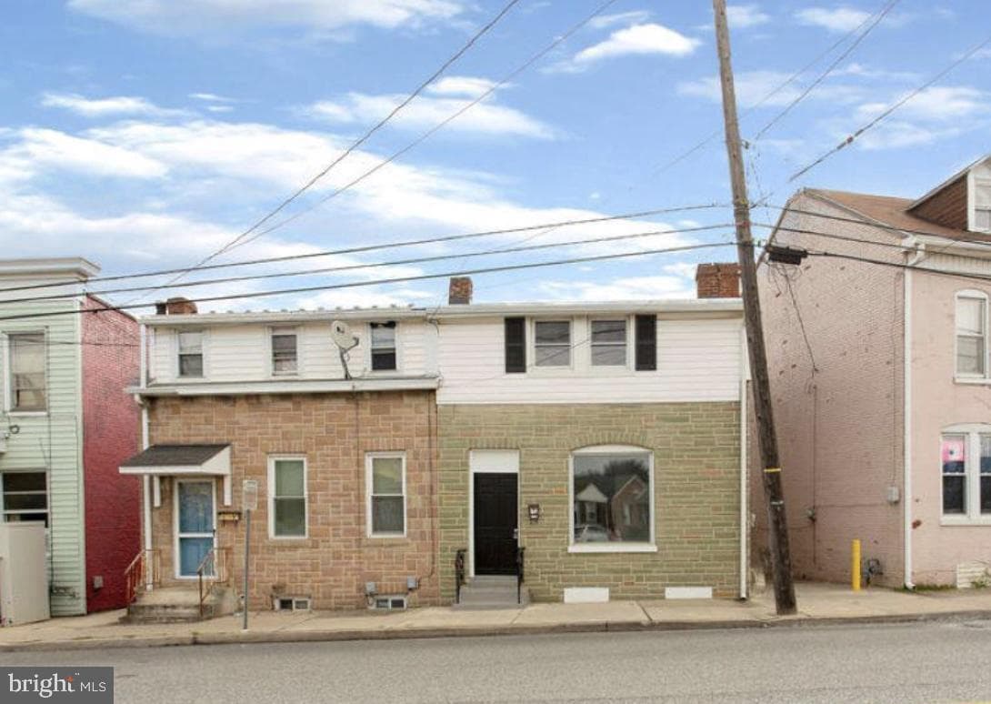 229 N Sherman Street photo 2