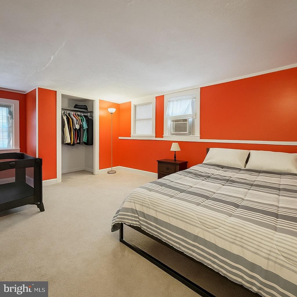 229 N Sherman Street photo 8