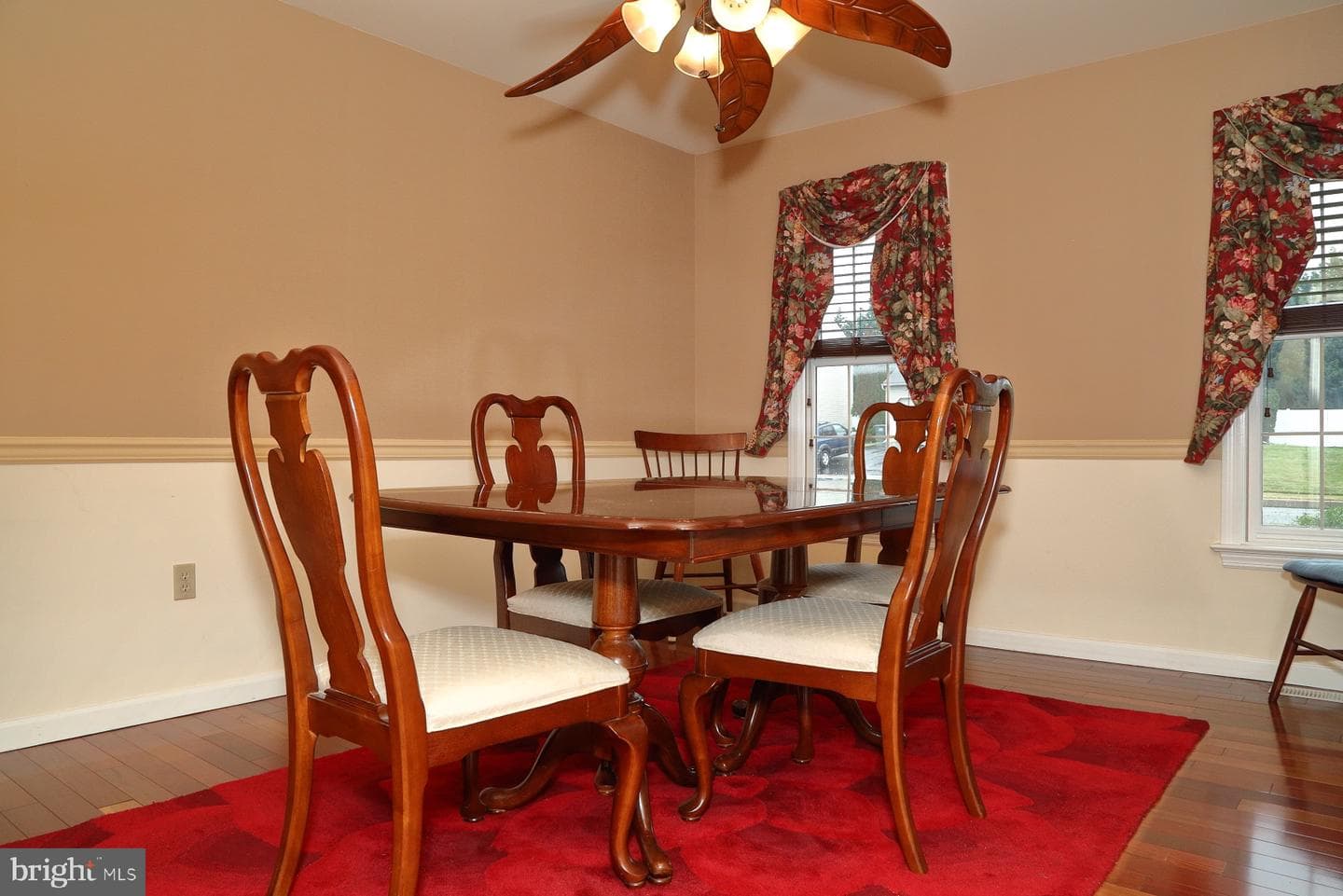 3044 Jodi Lane photo 14