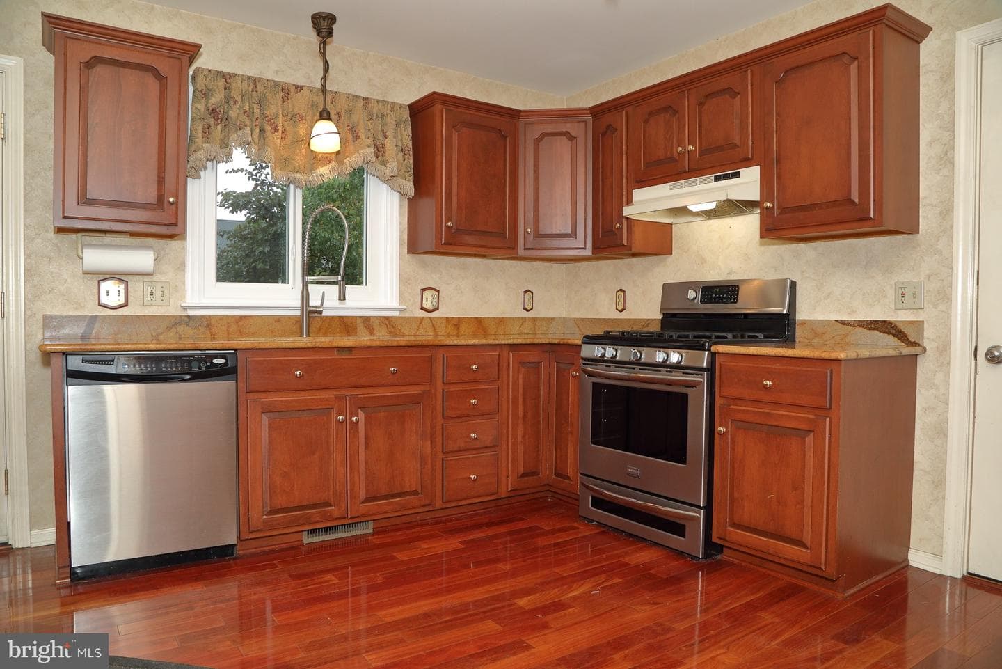 3044 Jodi Lane photo 6